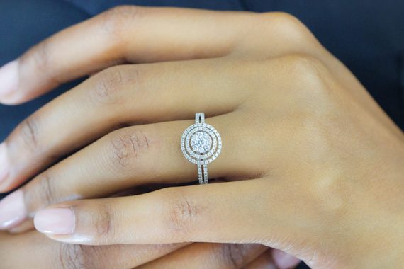 Zaveris 18-Carat White Gold Split Shank Pavé Diamond Engagement Ring.