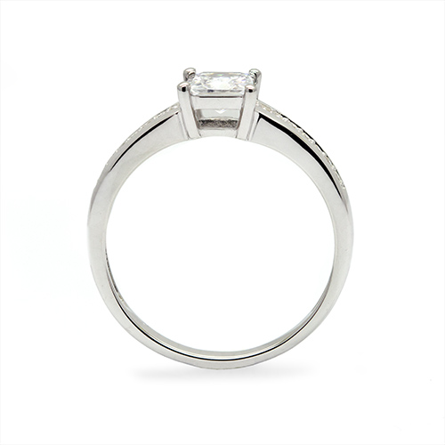 Zaveris 9 Carat White Gold Princess Cut Cubic Zirconia Ring