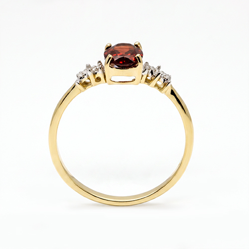 Zaveris 9 Carat Yellow Gold Classic Red Garnet And Diamond Ring