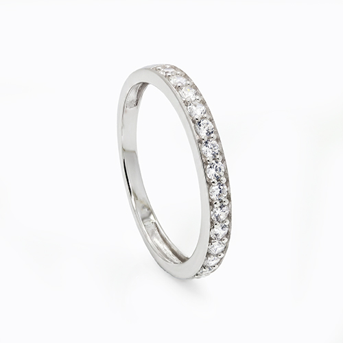 Zaveris Modern 9 Carat White Gold Shimmering Cubic Zirconia Slim Ring