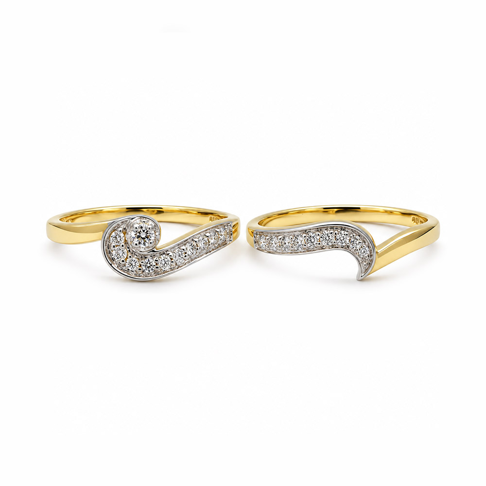 Zaveris 9 Carat Yellow Gold Cluster Diamond Bridal Set